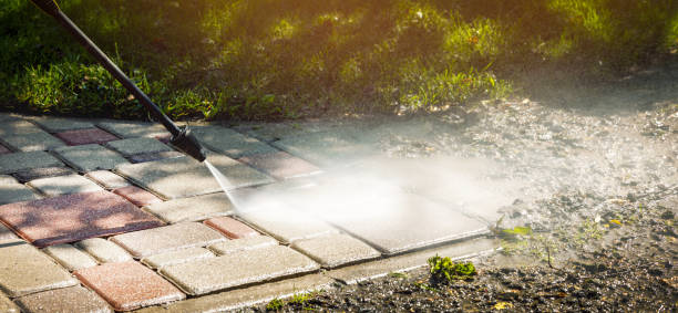 Best Pool Deck Cleaning  in Burlington, WI